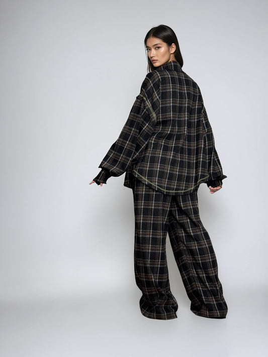 Штани oversize SENSE EARTH — задній ракурс, чорна клітинка, MOXY
